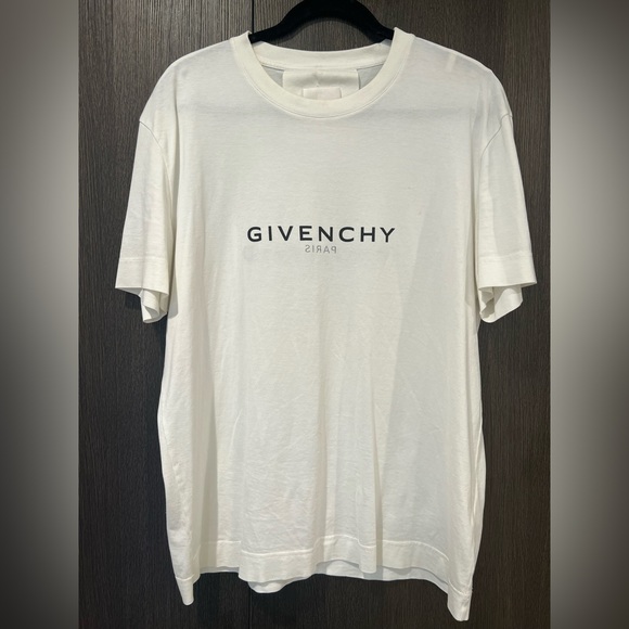 Givenchy logo T - Picture 1 of 7